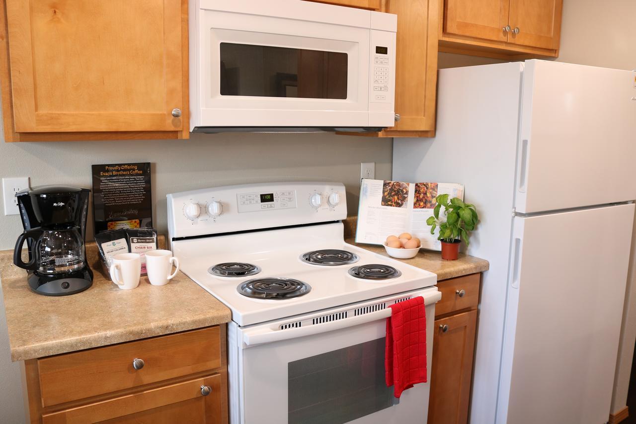 Autumn Leaf Suites Airway Heights Extérieur photo